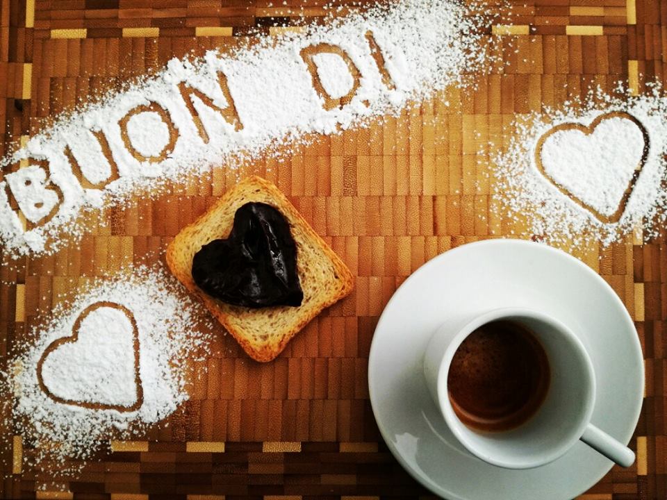 uno stile di vita sano, una scelta che faccio ogni giorno...una colazione sana, un pensiero positivo, un sorriso donato...