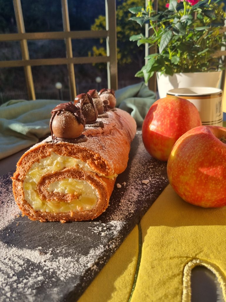 Mangiare una bella fetta di torta appena sfornata per colazione...accompagnata da un bel caffè caldo...mi piace alzarmi presto il fine settimana e preparare un dolce da condividere con la famiglia...quando il profumo di torta si diffonde per la casa, significa che è domenica