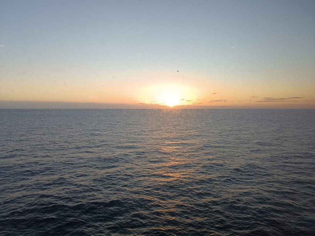 #il mio buongiorno il sole che illumina la mia giornata.