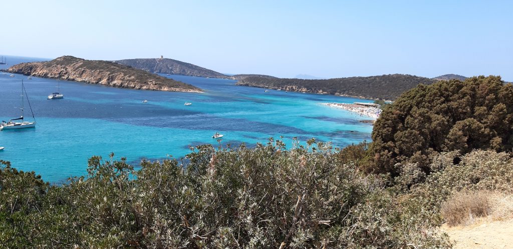 Il mio benessere è contemplare le sfumature turchesi del mare in Sardegna