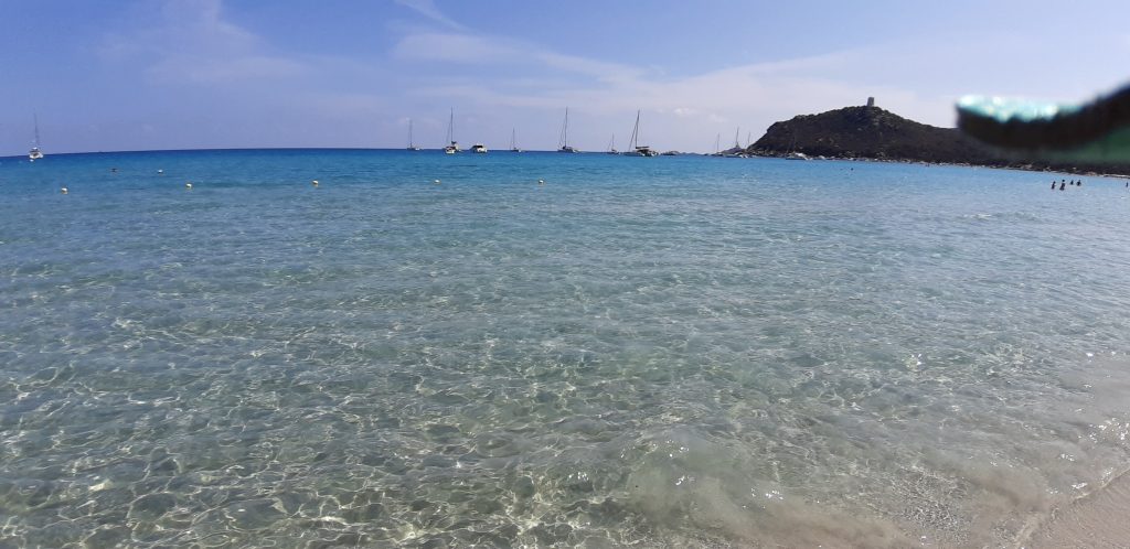 Il mio benessere è un tuffo nelle acque cristalline del mare in Sardegna