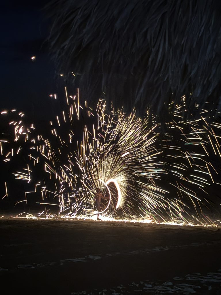 … immortalare una emozionante coreografia infuocata , un’esibizione dall’atmosfera magica e fiabesca !!!