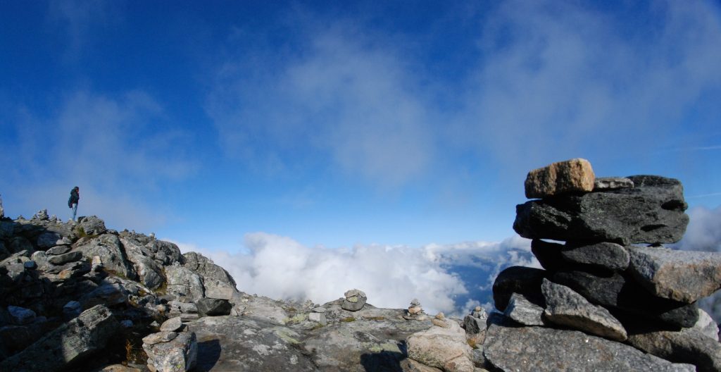 perdersi fra le montagne: in cerca di angeli o in fuga dai demoni…