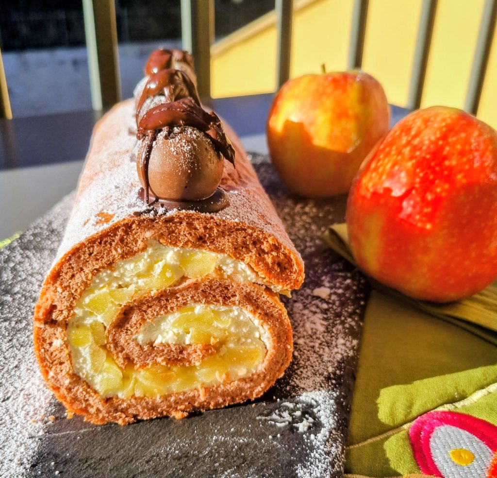 ...preparare un dolce semplice e goloso, per famiglia ed amici...quel buon profumo di torta appena sfornata, che si diffonde in casa, ci rende più felici...