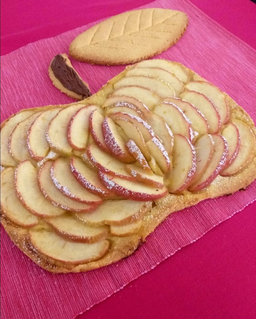 Preparare dolci e condividerli con familiari ed amici.