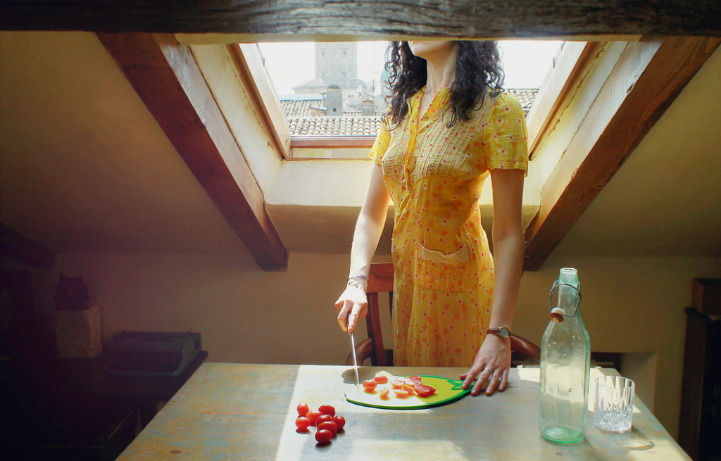 con la testa tra le nuvole e le rondini…