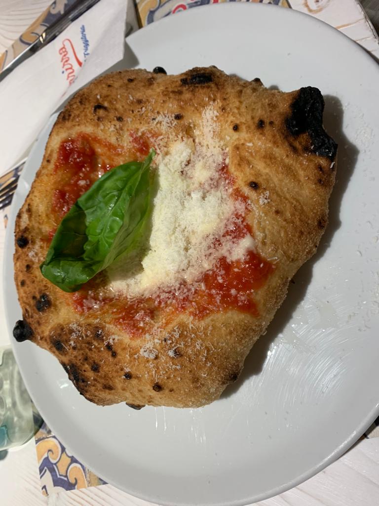 Il mio benessere è mangiare la pizza 🍕 ♥️