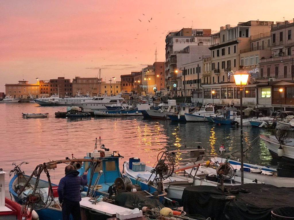 Il mio benessere è contemplare il tramonto sul mare, godendo i colori, i profumi, i suoni della natura