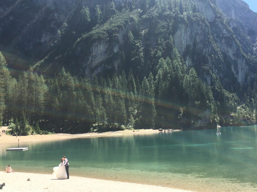 Fare escursioni in montagna :) al lago di Braies