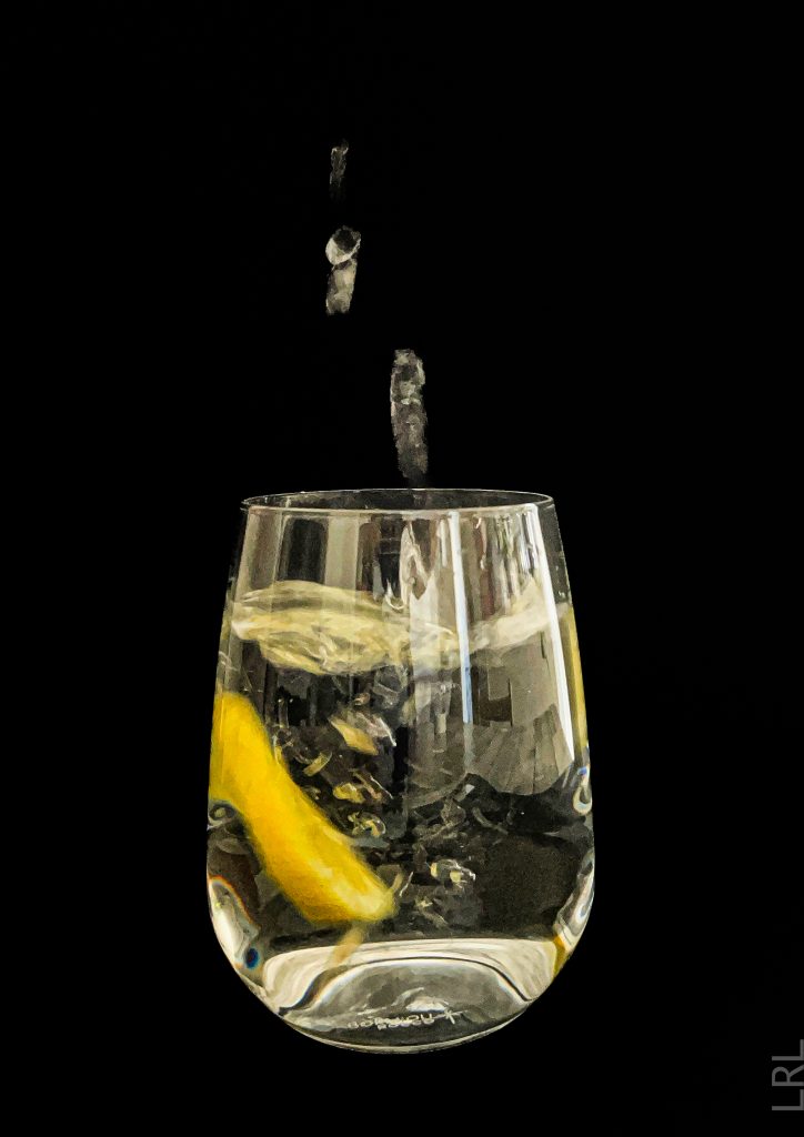 Bere tanta acqua perché è la medicina naturale che depura il nostro organismo