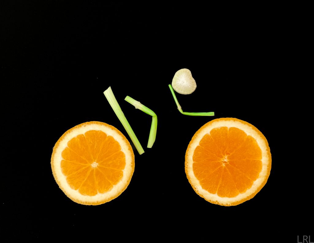 Mangiare frutta e verdura perché offrono sostanze fondamentali per il nostro benessere