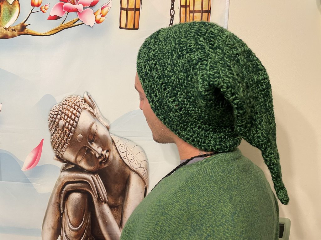 raggiungere la pace interiore, imparando ad agire generosamente e liberando il cuore dall’odio e la mente dalle preoccupazioni.