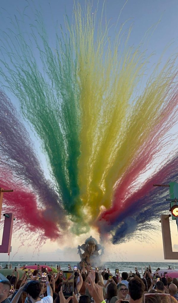 Vivere con benessere significa riempire la vita di colori e divertimento.