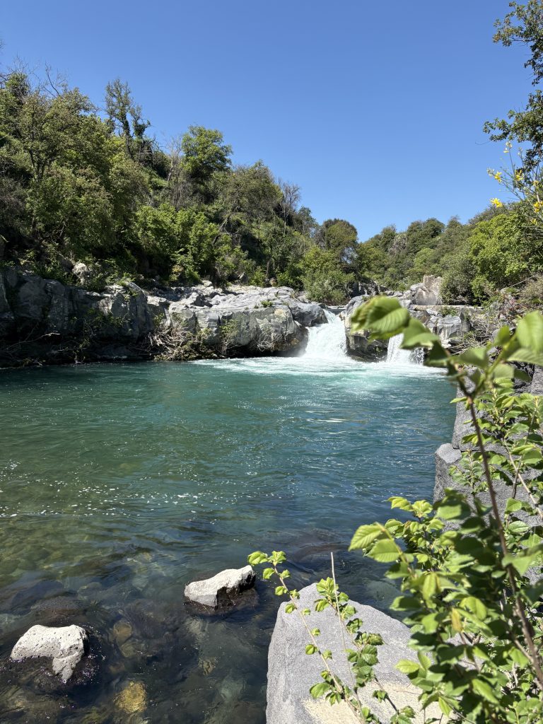 Il mio benessere è osservare la dinamicità della natura e la staticità del nostro punto di osservazione per contemplarla e trarre da questa l’essenziale e l’incontaminato