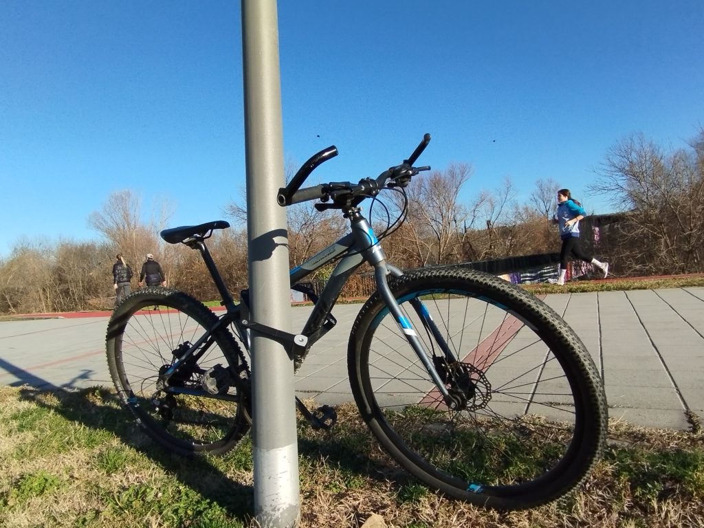 una giornata di sole, allenandomi a "succhiare il nettare della vita". Relax, sole, sport uguale benessere.