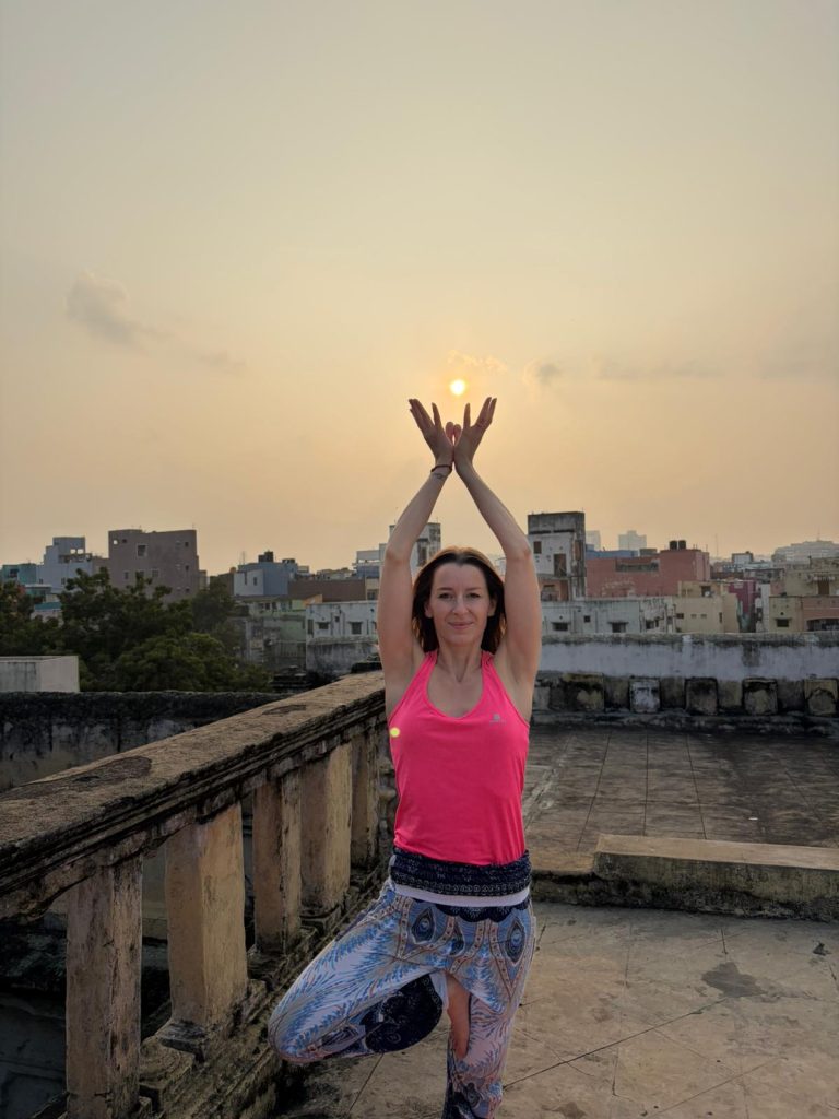 Scoprire lo yoga nei posti dove lo yoga è nato