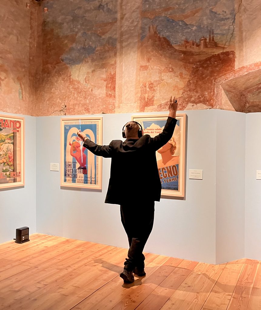 Frequentare mostre, musei, castelli, fiere… tutto ciò che mi stupisce per la bellezza, creatività e soprattutto la storia