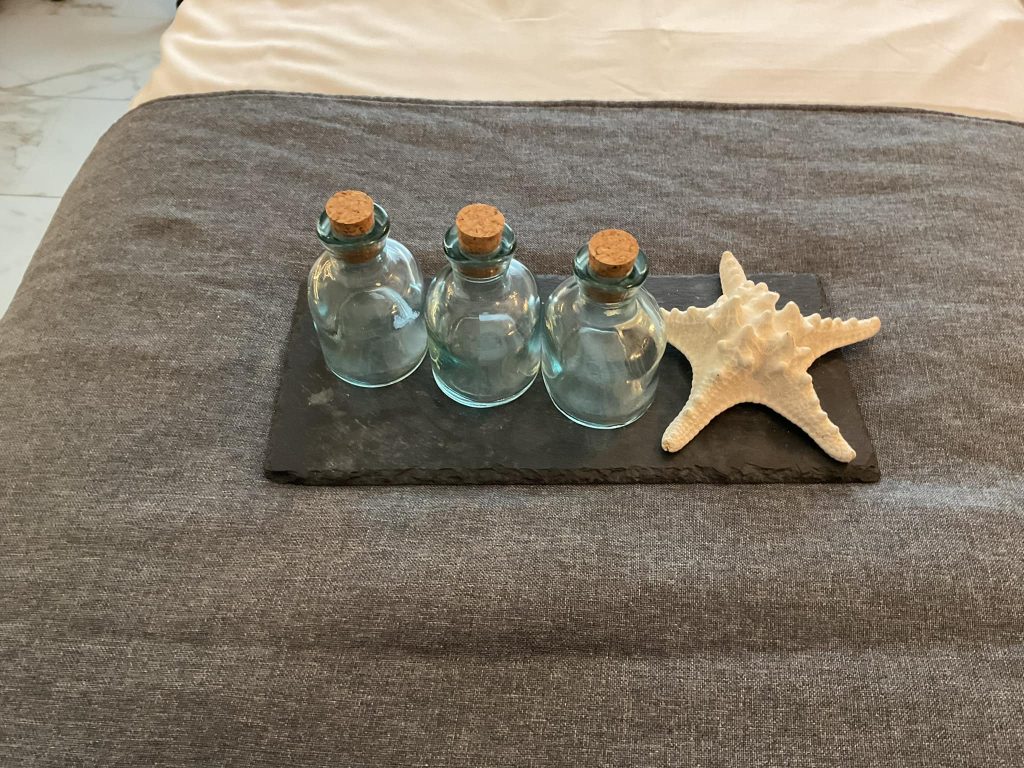 Entrare nel centro benessere, guardarmi intorno e iniziare a immaginare il piacere del massaggio