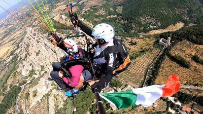 Parapendio - foto Comune di Assisi