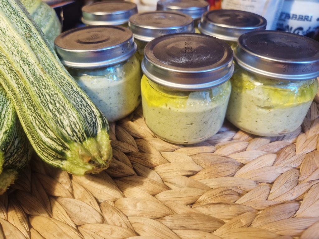 Il mio orto è una fonte di benessere, dove la natura coltiva prodotti autentici e ricchi di vita, per portare salute e freschezza ogni giorno
Questo è il mio vero benessere