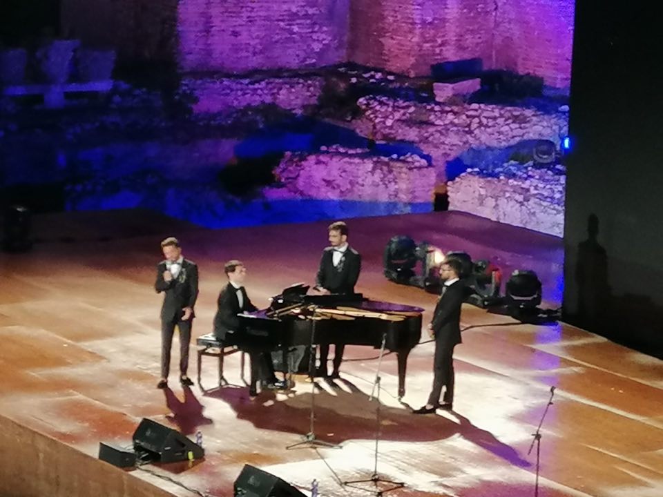 Il mio benessere è... la musica. Andare ai concerti, comprare ancora gli Lp in vinile, ascoltare tanta musica mi regala un grande benessere fisico e spirituale rendendo gioiosa la mia quotidianità.