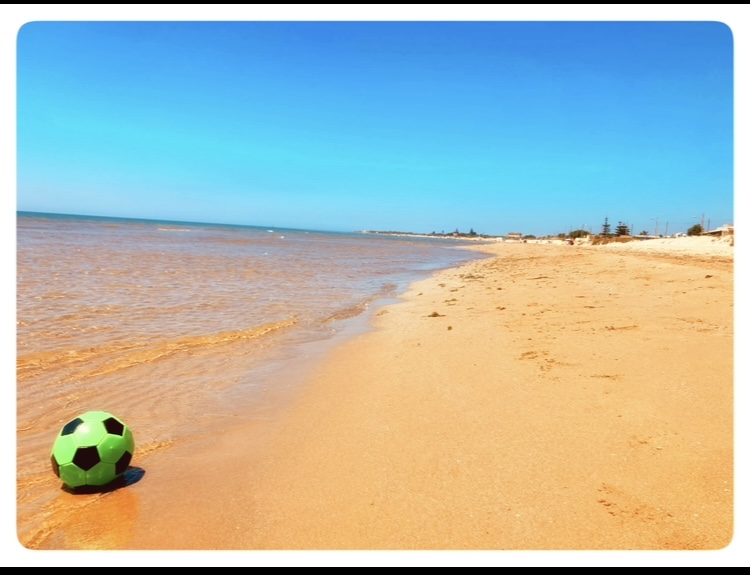 È nell’ essenziale.