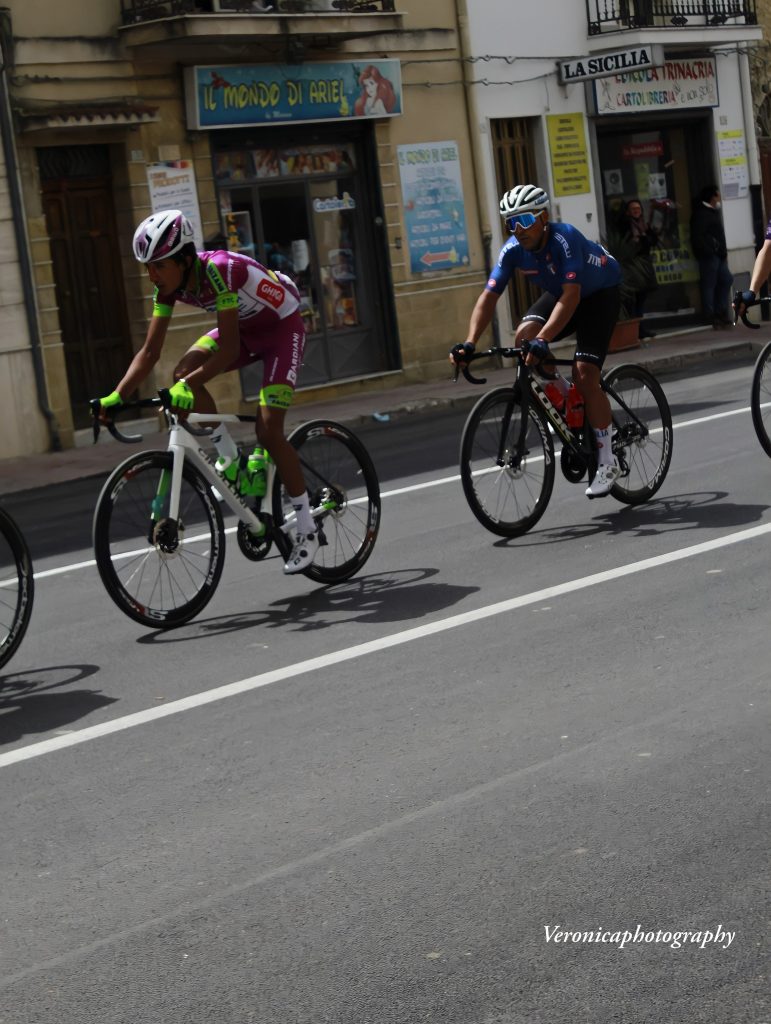 Lo sport in questo caso il ciclismo è uno sport che da benessere