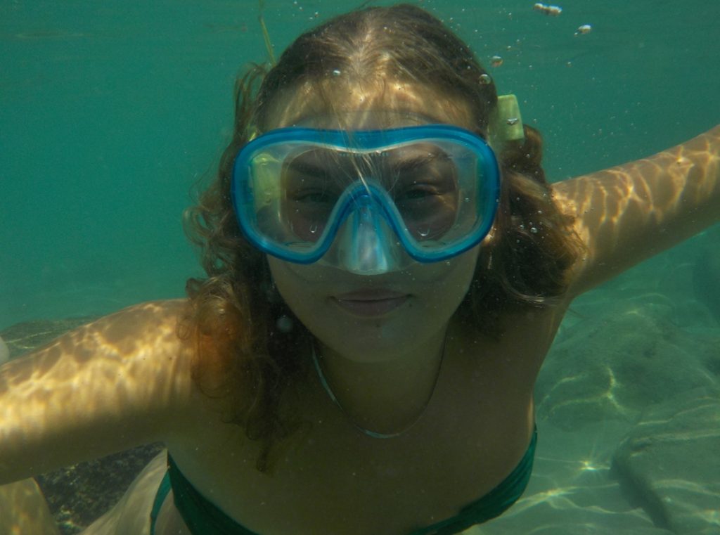 il mio benessere è il mare. il mare i tutta la sua meraviglia, esplorare i suoi fondali e fare lunghe sessioni di snorkeling e nuotate