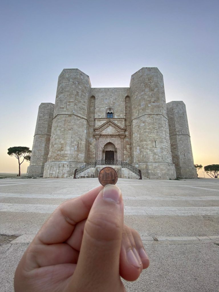 scoprire le bellezze dei nostri territori e innamorarmi ogni giorno del mio Paese...