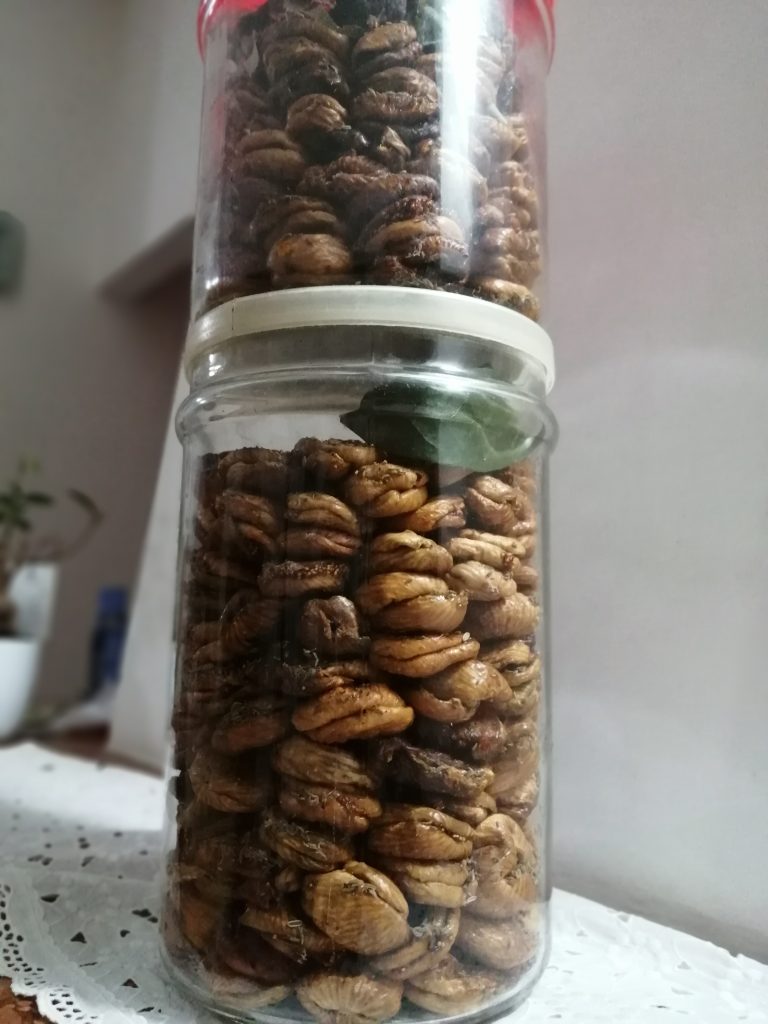 I FICHI SECCHI Custodire con Amore Questo cibo che durante la guerra ha salvato la vita dei miei nonni e bisnonni.