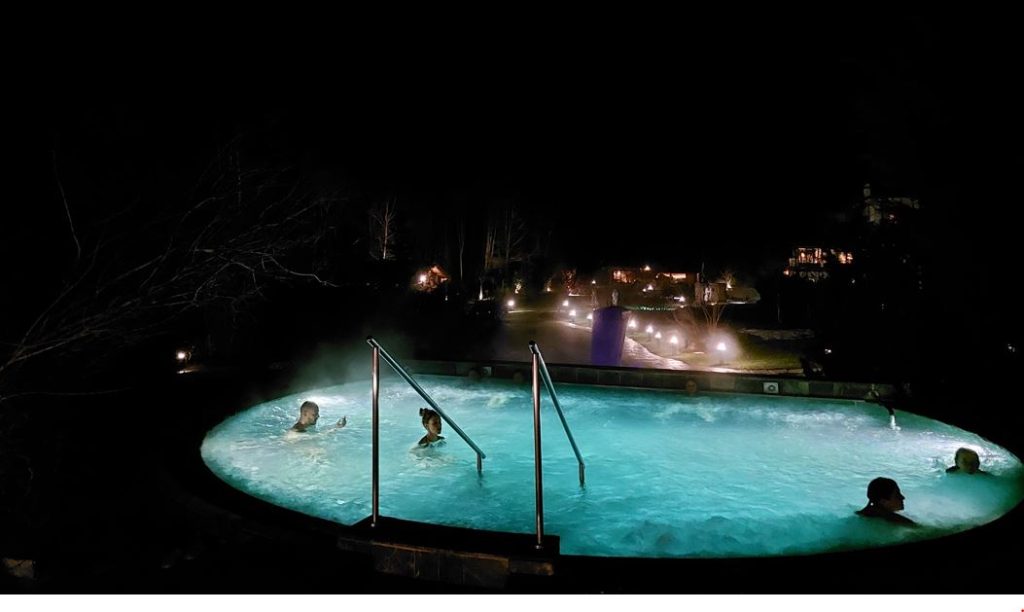 Il mio benessere è un bagno alle terme di notte