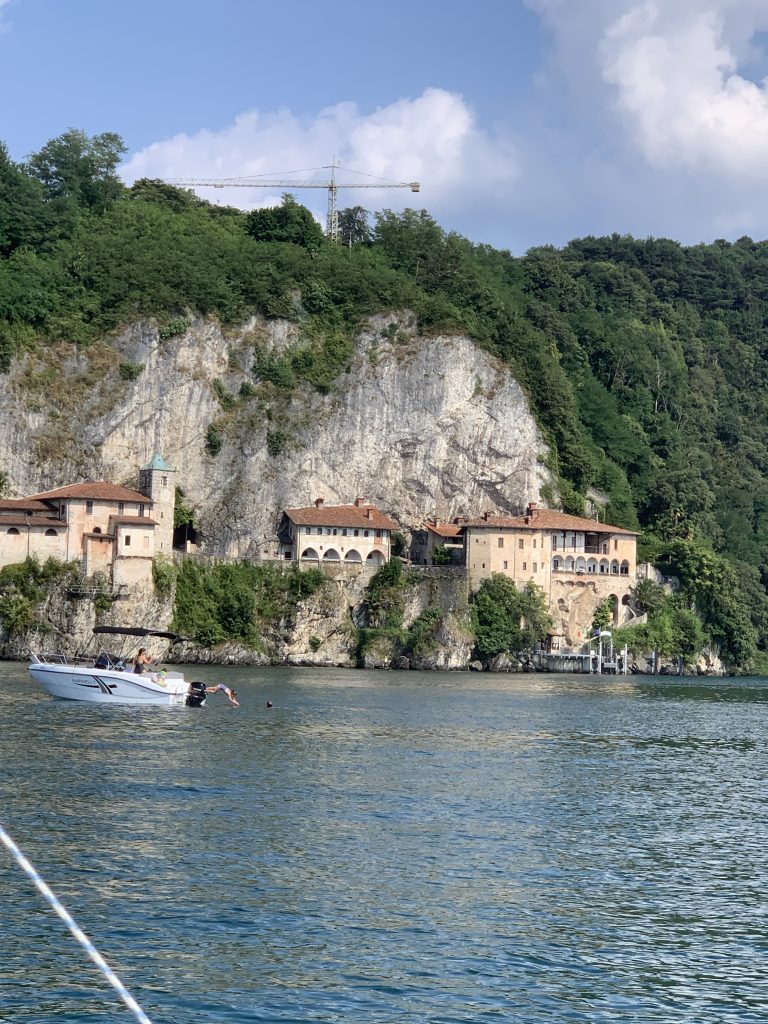 Esplorare le zone del posto dove abito in tutti i suoi colori e posti