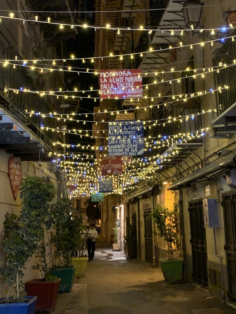 Esplorare luoghi nuovi e magici