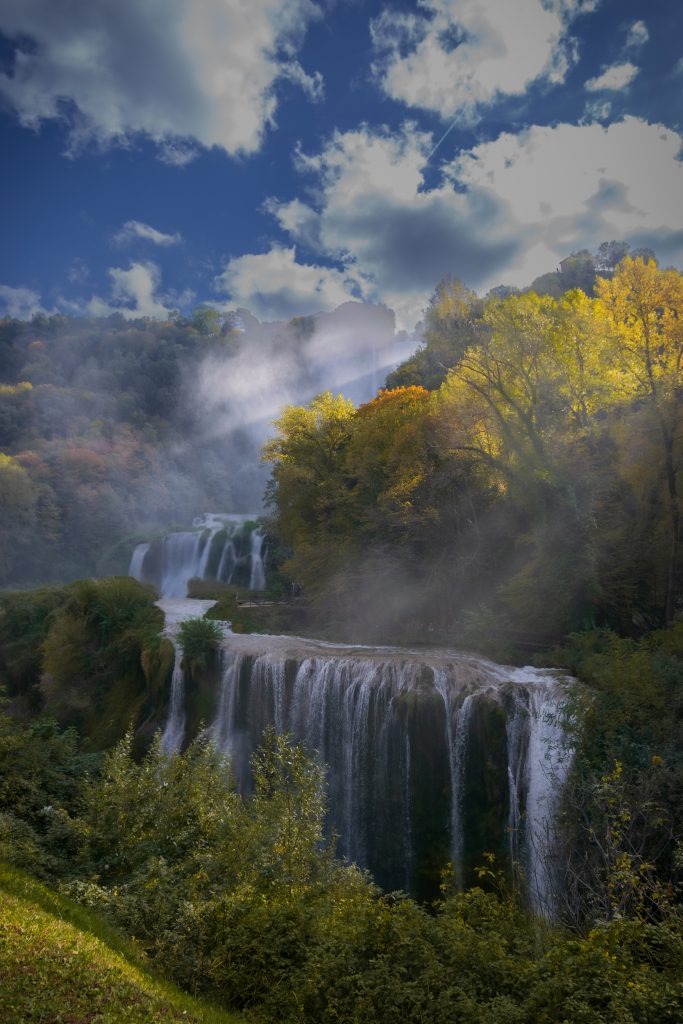 "Il mio benessere è...ammirare questo spettacolo naturale: la potenza dell'acqua immersa nel verde.
