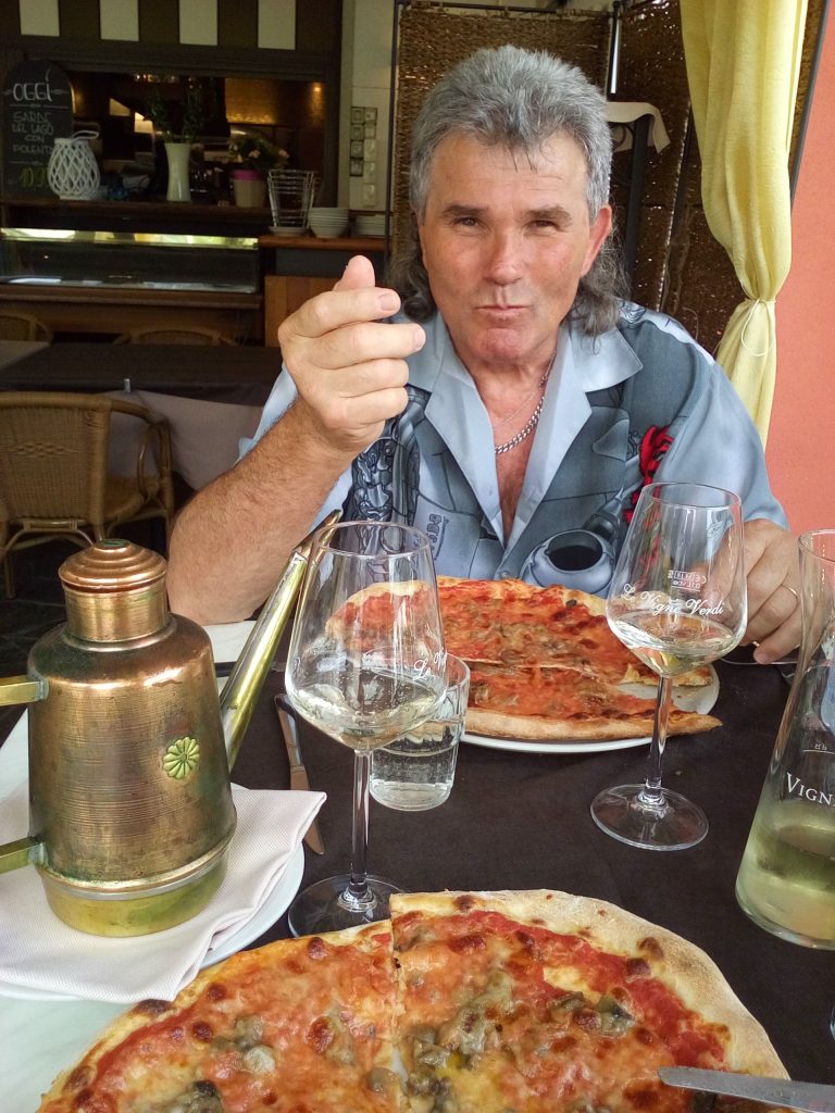 la buonissima pizza in compagnia