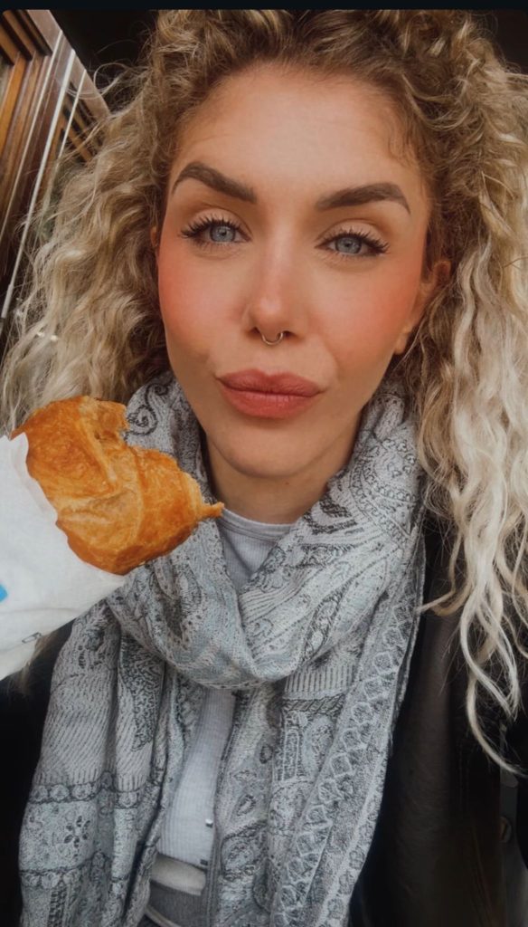 La vera bellezza, far colazione con una buona Briosche Vegana....