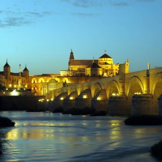 Ponte Romano, La Mezquita, la Moschea-Cattedrale di Cordova, Spagna