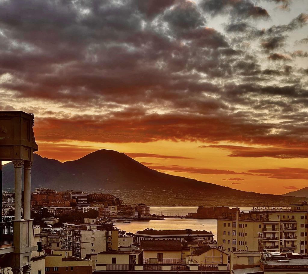 #IL MIO BENESSERE ..SVEGLIARMI ALL ALBA CON QUESTO PANORAMA#