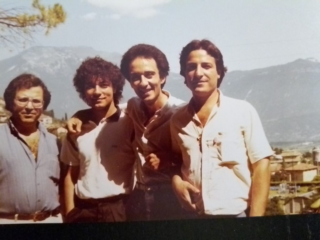 #
IL MIO BENESSERE TENERMI STRETTI GLI AMICI#